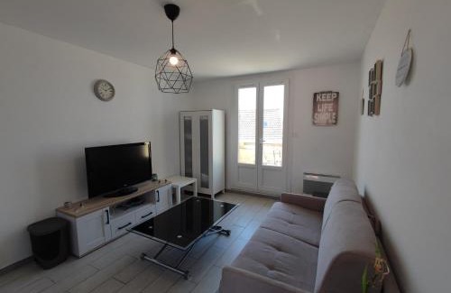 Sausset-les-Pins Apartment | L'ESCAPADE - Vue MER & TERRASSE - Plage à 100m