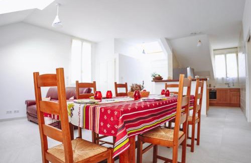 La Colle-sur-Loup Apartment | L'Esprit du Sud - lumineux et authentique