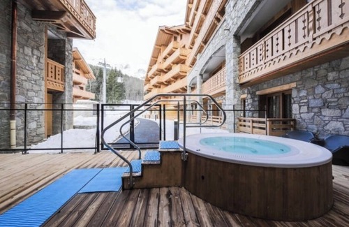 Meribel Centre Apartment | L'Hévana* - Apartment 6 people Prestige Meribel Centre