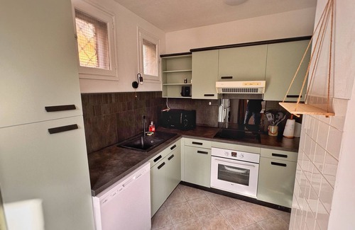 Saint-Claude Apartment | L'Hellébore - Cosy with garage