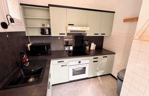 Saint-Claude Apartment | L'Hellébore - Cosy with garage
