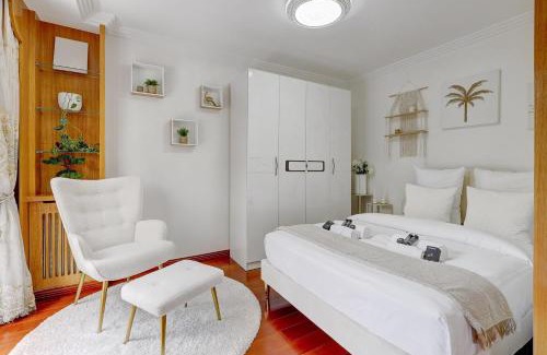 Combat Apartment | L'ideal Luxe et Terrasse pres de Republique