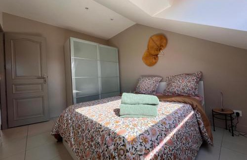 Chilly-Mazarin Apartment | L'incontournable - Proche de Paris-Orly-Beau F2