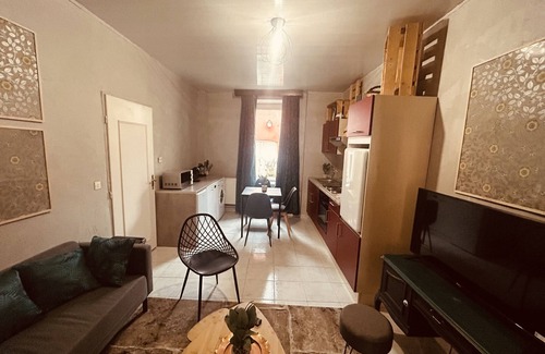Hombourg-Haut Apartment | L'Industrie de Marie - Comme chez Théodore