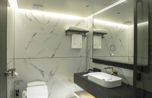 Downtown Hotel | L&L City Hotel
