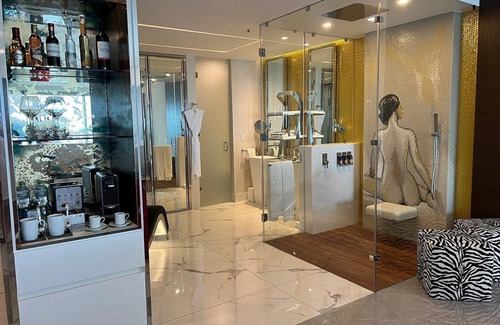 Playa Mujeres Resort | L&L Collection Muses Cancun Corner Suite