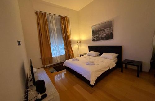 Wijk van de Squares Apartment | L&L Residence