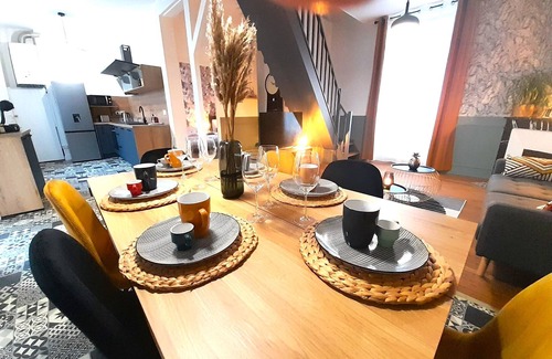 Chateauroux Apartment | "L’O’thentik’ Duplex" 7 pers-wifi-terrasse-Chtx