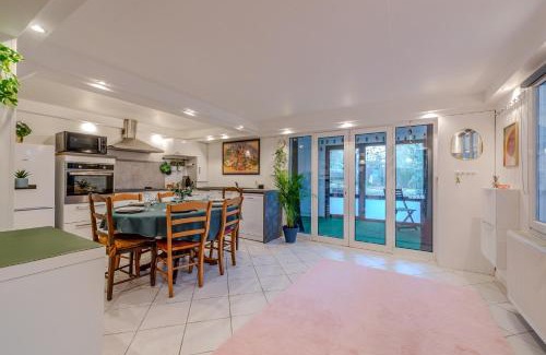 Chessy Apartment | L'Oasis - Disney 10min - Paris - Vallée Village - Parking
