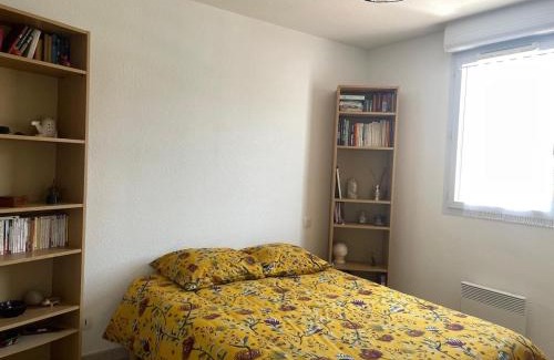 Foix Apartment | L'oasis urbain - Charme unique et piscine