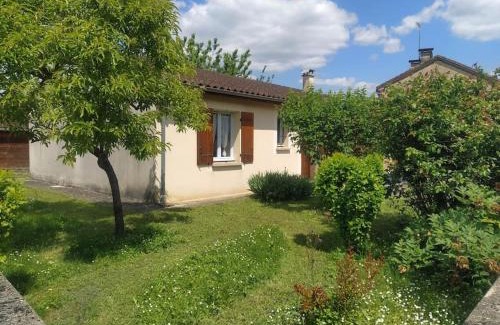 Saint-Cyprien House | L'Olivier Maison de village avec jardin au calme pour 6 pers