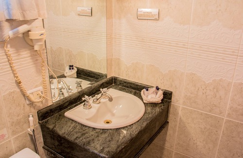 Pinheiros Hotel | L'Opera Hotel