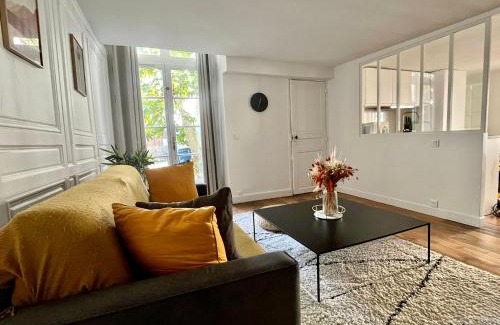 Saint-Louis Apartment | L'Orangerie Royale - À côté du Château de Versailles et proche gares PARIS