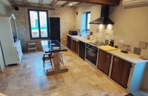 Brouchaud House | L'ostalada : Gîte et Balnéo