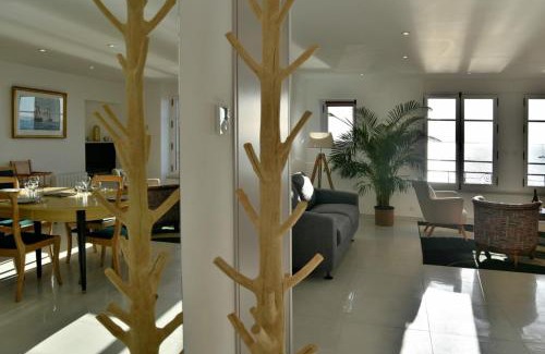Cancale Apartment | L Ostra 1, appartement haut standing front de mer à Cancale sur le Port de La Houle