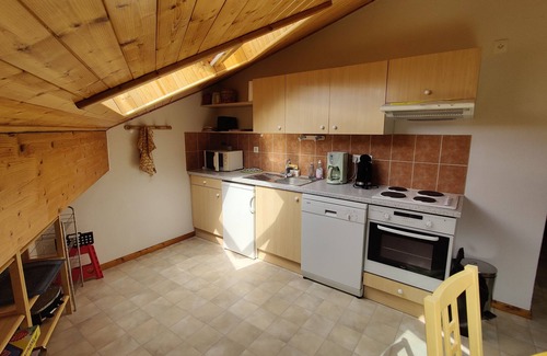 Thollon-les-Memises Apartment | L'Ours Blanc - Family apartment 2 steps from the gondola