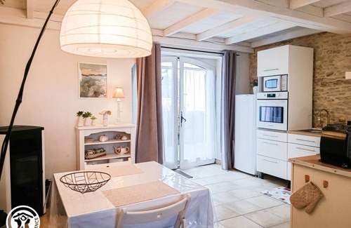 Aujols House | L'Oustalet - AUJOLS - Gîte