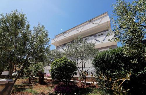 Salatic Apartment | L&R Apartmani