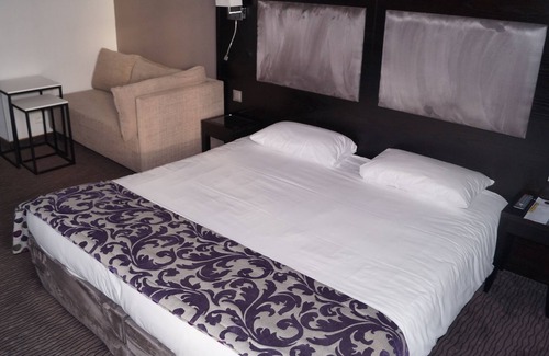Centre Erlon Hotel | L'Univers