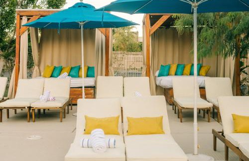 Palm Springs Hotel | L3 Oasis Hotel