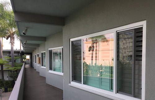 Coronado Hotel | La Avenida Inn