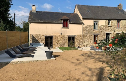 Montreuil-sur-Ille House | LA BABELAIS, Birthday, EVJF, EVJG, Cousinade, Wedding, isolated in the countryside