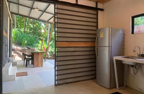 Tarcoles Apartment | La Barca Lodge - Container Homer #6