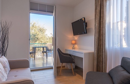 La Colle-sur-Loup Hotel | La Bastide