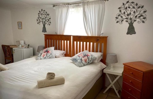 Bela-Bela Bed & Breakfast | La Bella B&B Under The Fig Tree