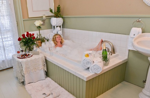 Wellsboro House | La Belle Auberge