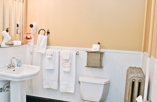 Wellsboro House | La Belle Auberge