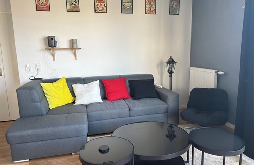 Meaux Apartment | La Belle et Le Nooki