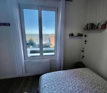 Ault Apartment | La Belle Etoile