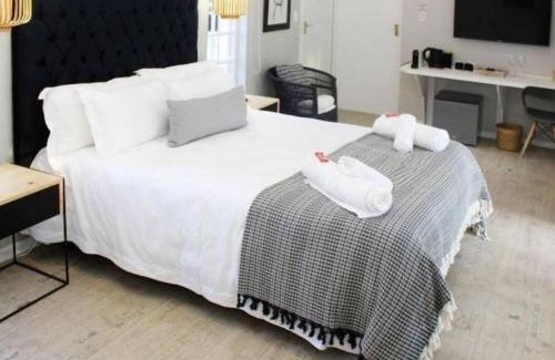 Bloemfontein House | La Belle Guest House