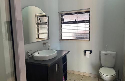 Parys House | La Belle Guesthouse Parys