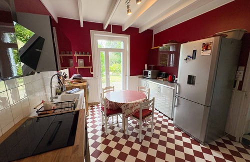 Landunvez Ski Chalet | LA BICOQUE - Pretty Breton house near the beach