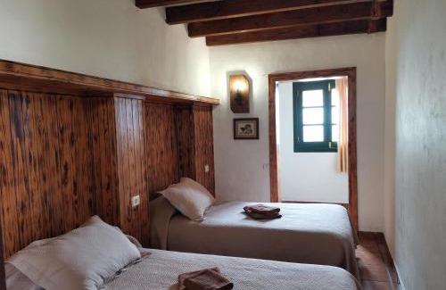 Frontera House | La Brujita