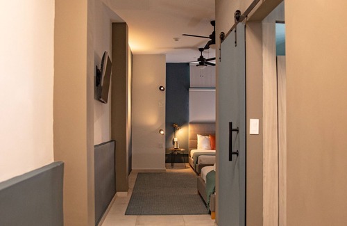 Santurce House | La Buena Vida Inn