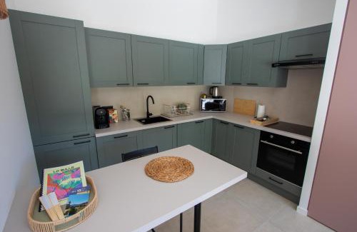 Menton Apartment | La Bulle, cocon douillet rénové