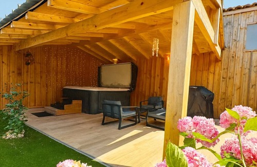 Macau House | La Bulle Médocaine - Upscale cocoon with private Jacuzzi