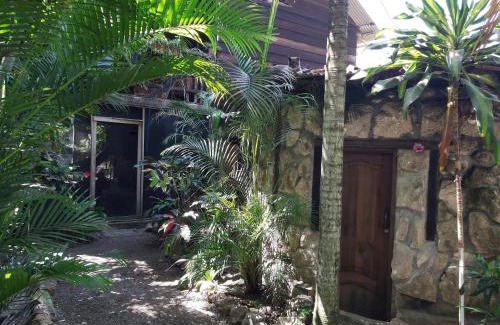 Montanita House | La Cabañita