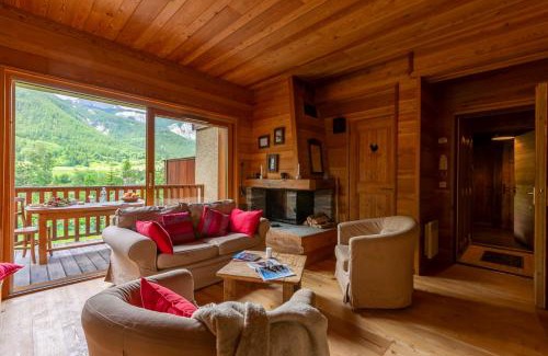 Monetier-les-Bains Apartment | La Cabane de Serre-Chevalier, dans un esprit chalet, commune de Le Monêtier-les-Bains