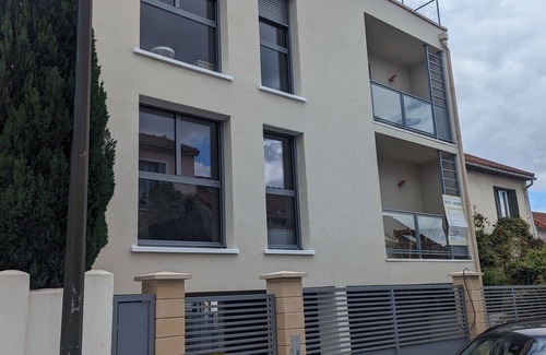 Malakoff Apartment | La campagne à Paris : Bright new apartment in a green setting