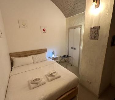 Abbadesse Apartment | La Cantinetta di Milano - The Wine Cave in Milan, huge 110sqm apartment, Milan Central Station
