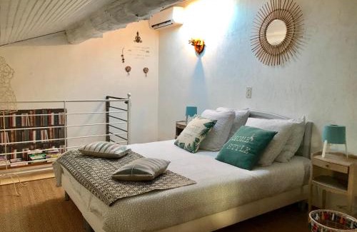 Maussane House | La capucinette à l’ombre du marronnier