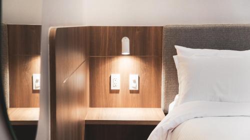Financial District Apartment | La Carolina Suite Moderna