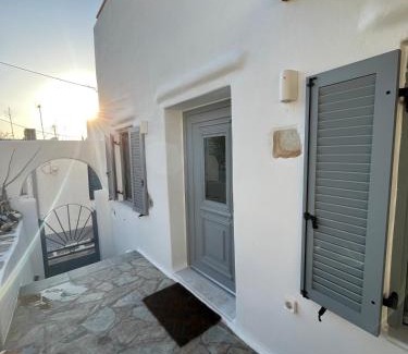 Vivlos Villa | La Casa Bianca Naxos