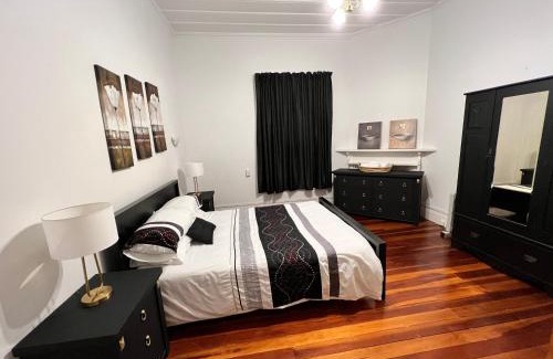 Epsom House | La Casa Bonita Auckland