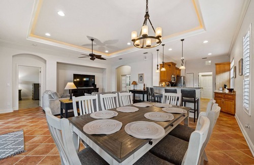 Nokomis House | La Casa Cipriani - beautiful home with heated pool and lake view