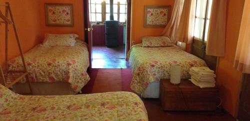 Bulnes Bed & Breakfast | La Casa de Adobe Natural y Más